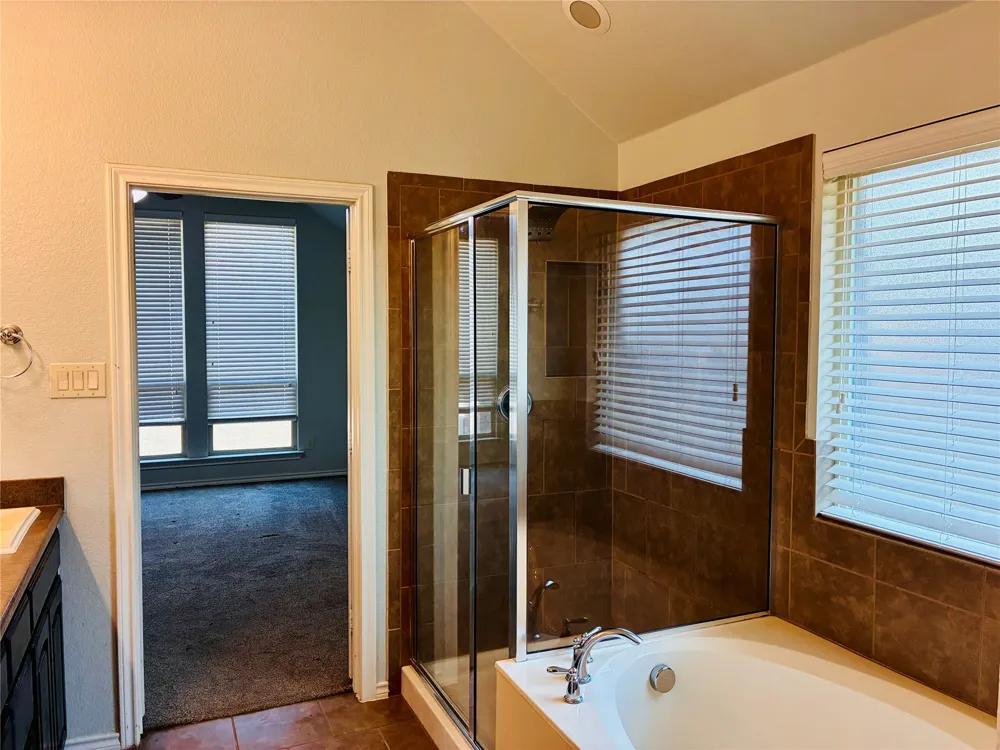2229 Caroline Drive Weatherford, TX 76087