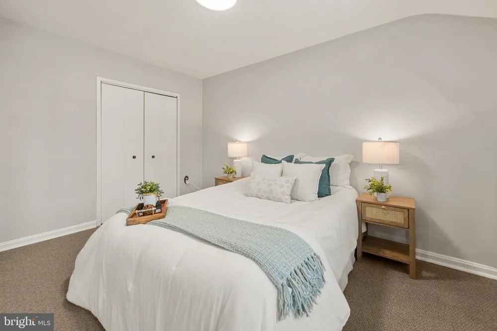 3825 KELLER AVENUE Alexandria, VA 22302
