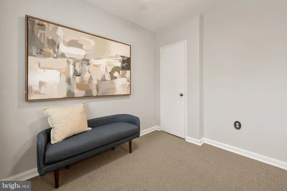 3825 KELLER AVENUE Alexandria, VA 22302