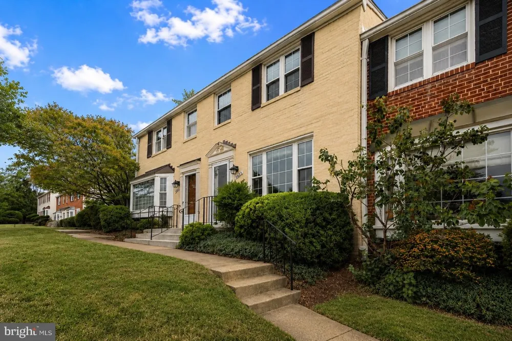 3825 KELLER AVENUE Alexandria, VA 22302