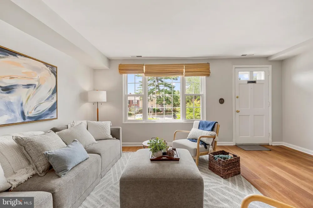 3825 KELLER AVENUE Alexandria, VA 22302