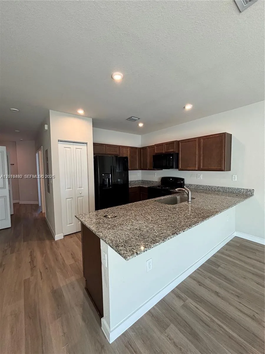 1021 NW 5th St Florida City, FL 33034