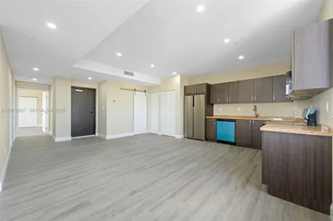 1020 NW 2 Ave #302