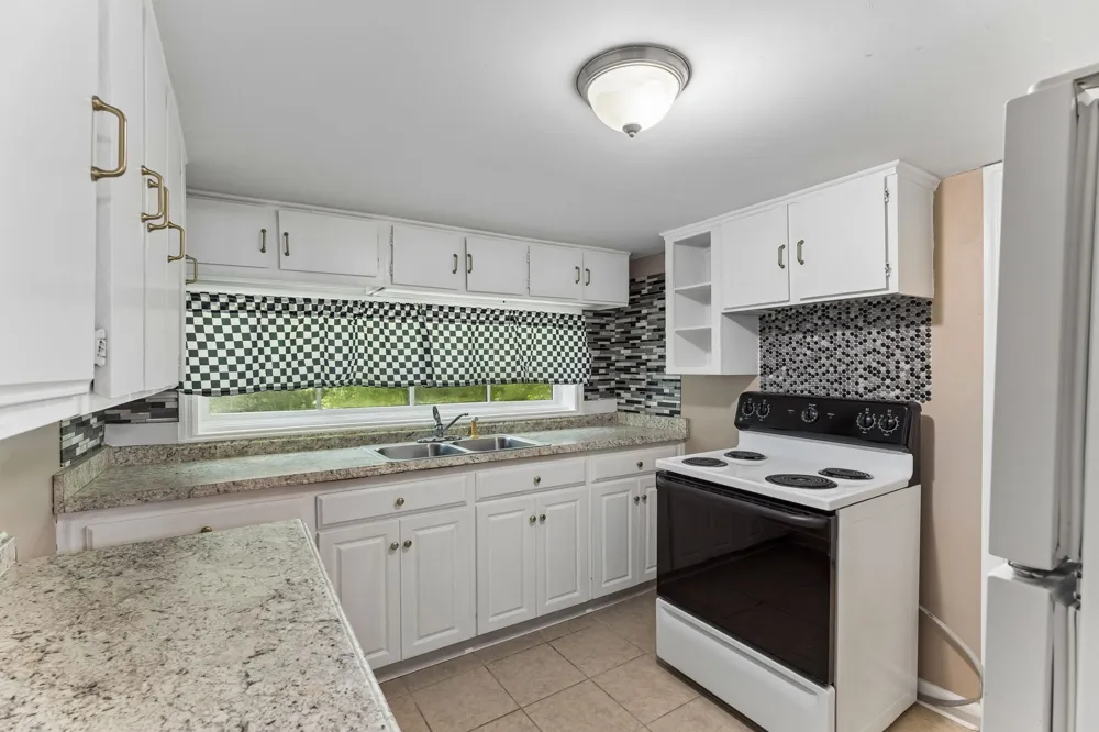 802 Gray St Mount Pleasant, TN 38474