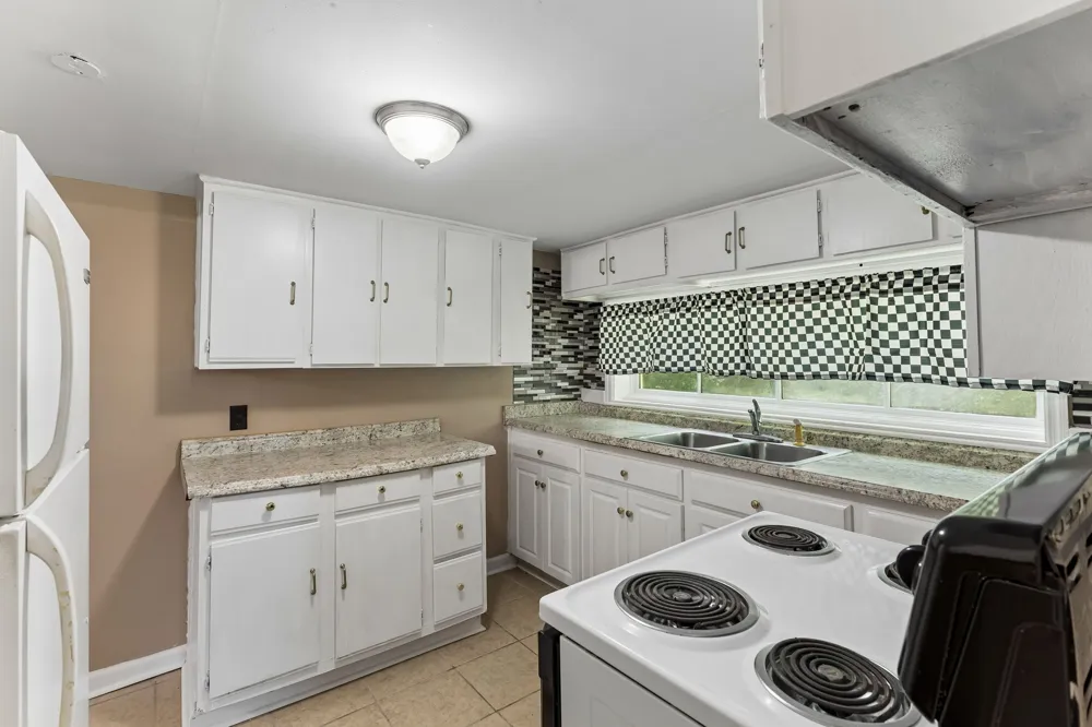 802 Gray St Mount Pleasant, TN 38474