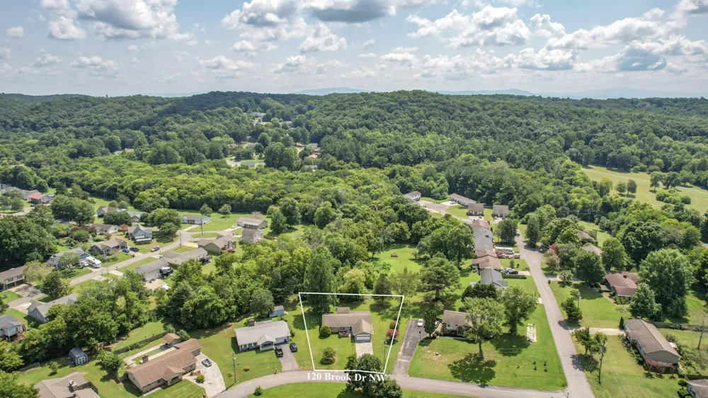 120 Brook Drive NW Cleveland, TN 37312