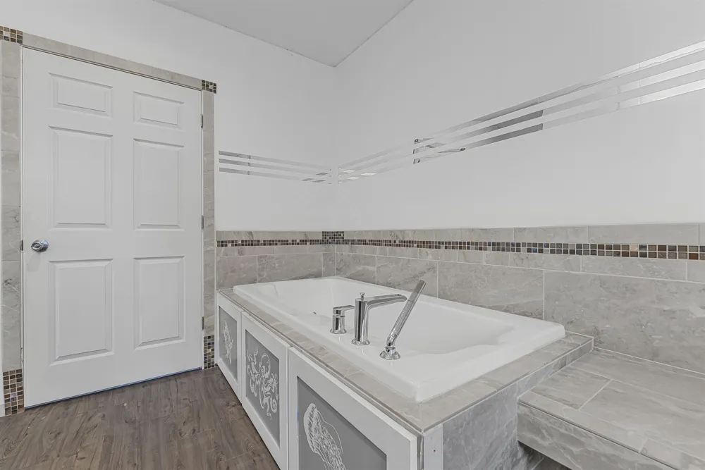 9390 S Lake Leelanau Drive Elmwood Charter Township, MI 49684