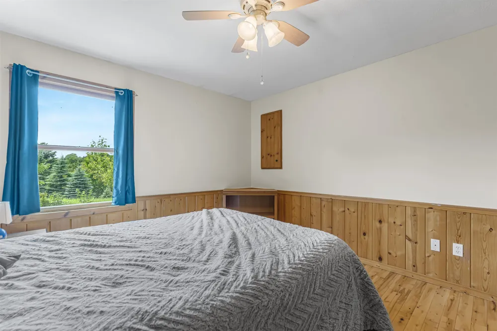 9390 S Lake Leelanau Drive Elmwood Charter Township, MI 49684