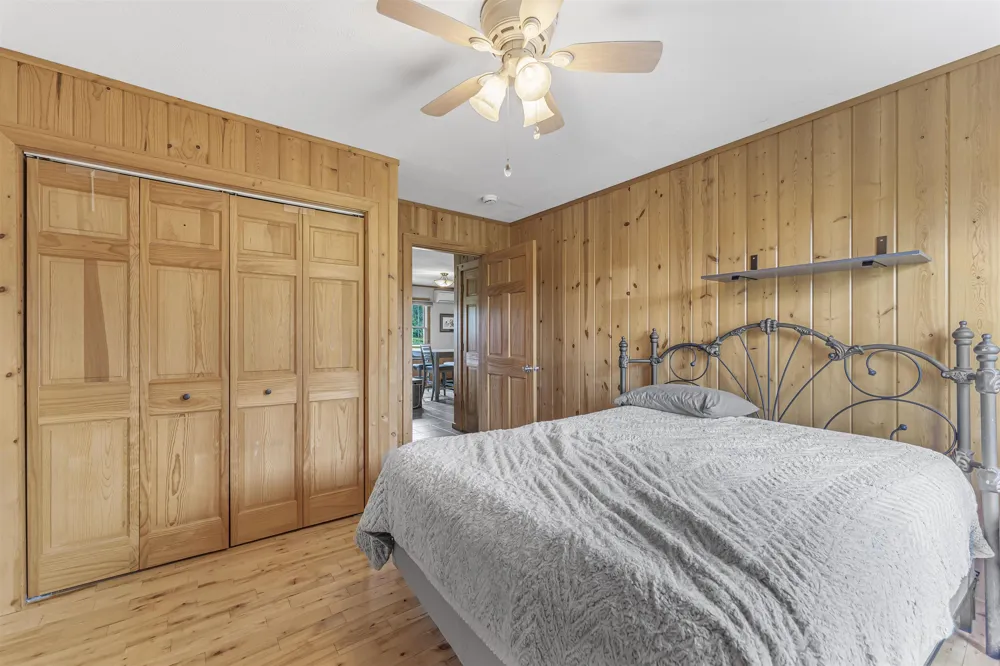9390 S Lake Leelanau Drive Elmwood Charter Township, MI 49684