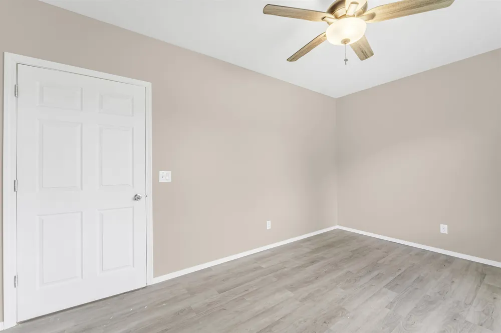 9390 S Lake Leelanau Drive Elmwood Charter Township, MI 49684