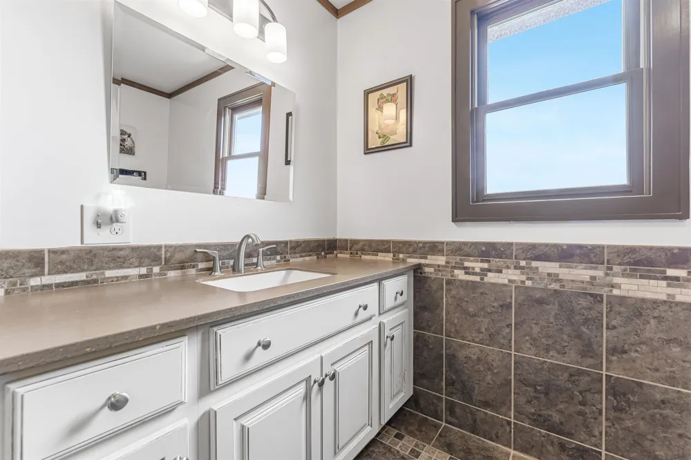 9390 S Lake Leelanau Drive Elmwood Charter Township, MI 49684
