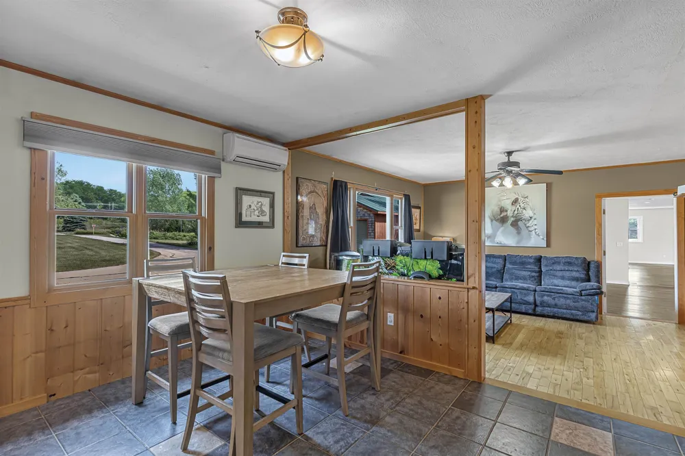 9390 S Lake Leelanau Drive Elmwood Charter Township, MI 49684
