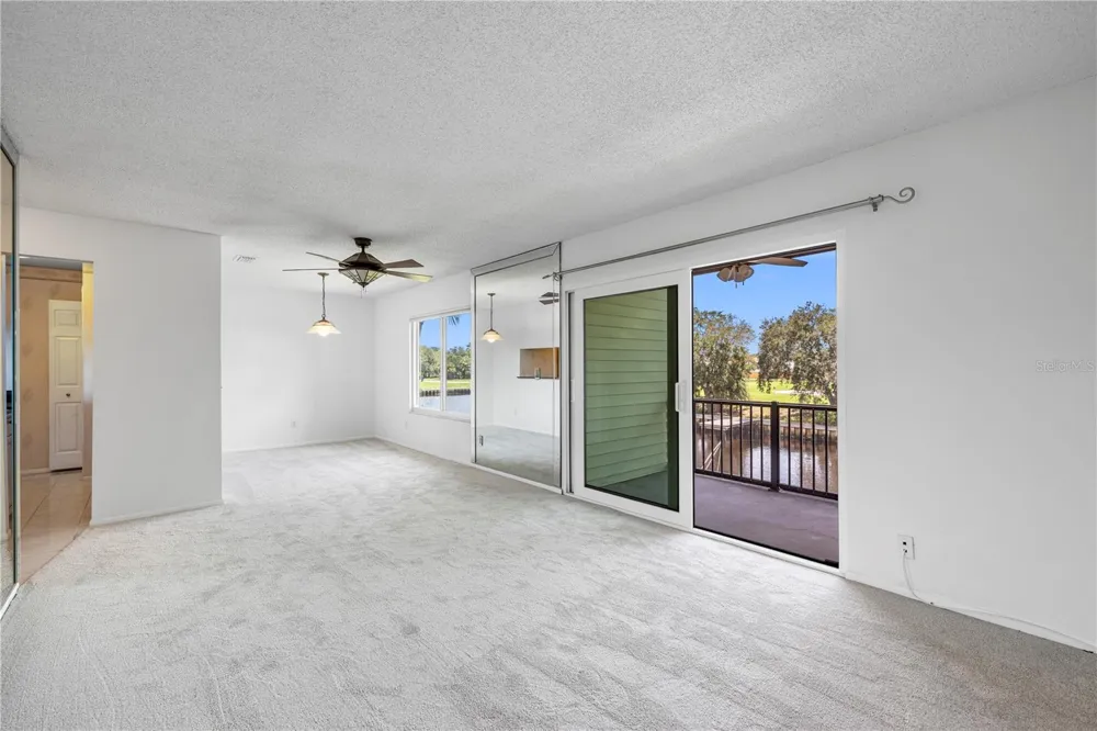 428 MOORINGS COVE DRIVE #7F Tarpon Springs, FL 34689
