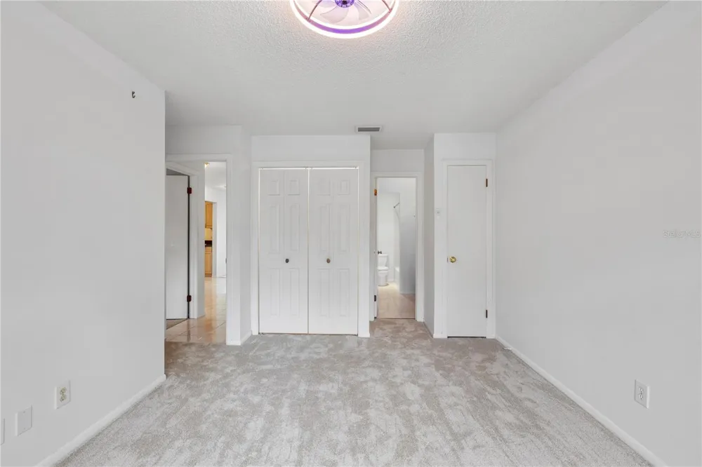 428 MOORINGS COVE DRIVE #7F Tarpon Springs, FL 34689