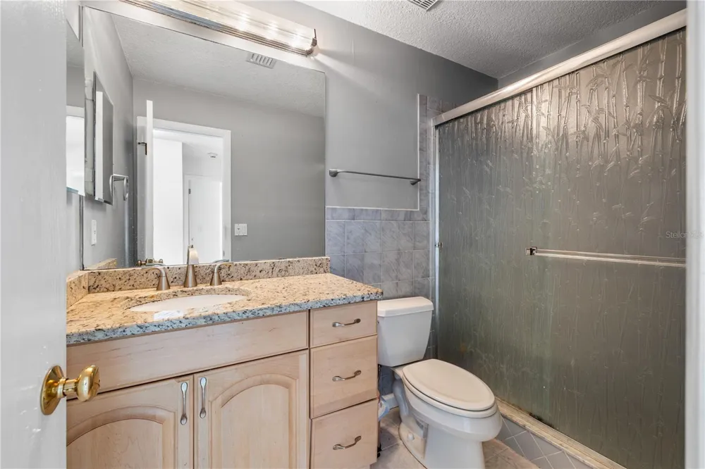 428 MOORINGS COVE DRIVE #7F Tarpon Springs, FL 34689