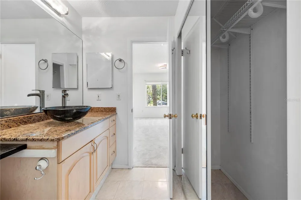 428 MOORINGS COVE DRIVE #7F Tarpon Springs, FL 34689