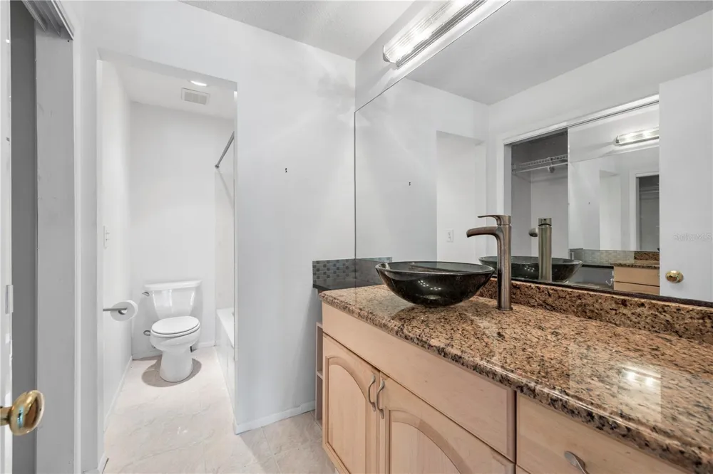 428 MOORINGS COVE DRIVE #7F Tarpon Springs, FL 34689