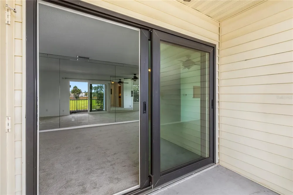 428 MOORINGS COVE DRIVE #7F Tarpon Springs, FL 34689