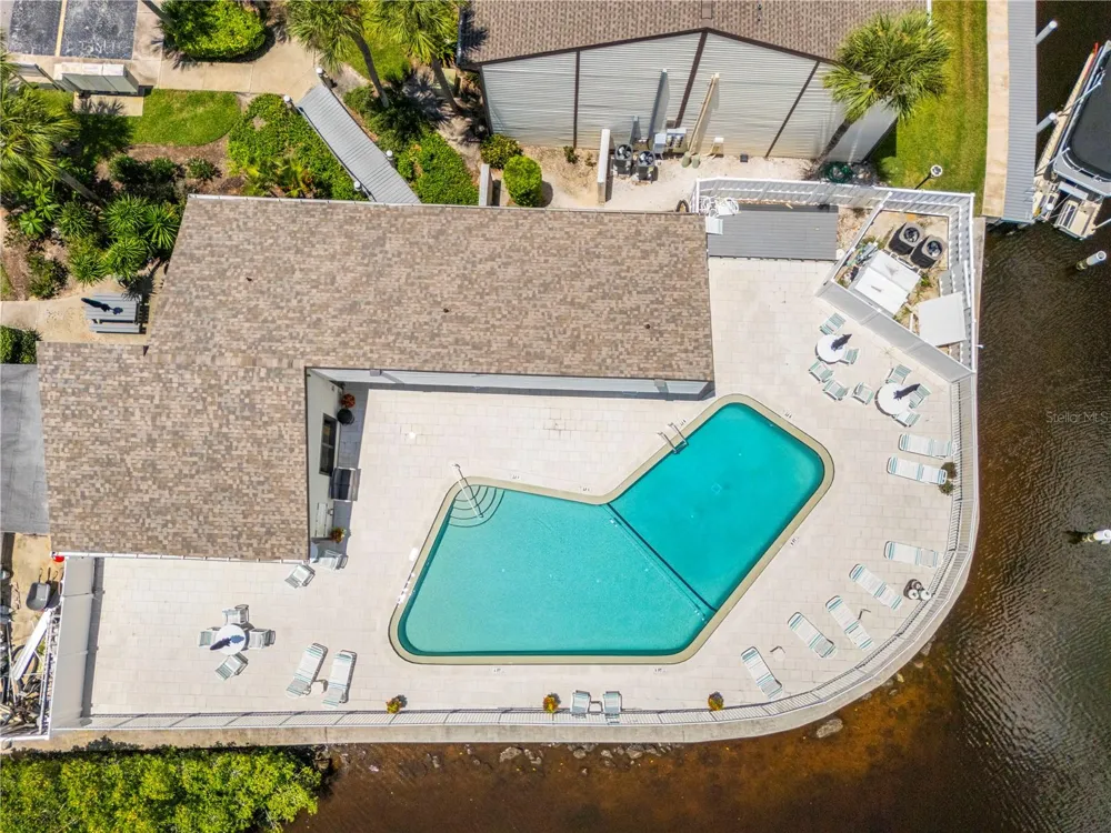 428 MOORINGS COVE DRIVE #7F Tarpon Springs, FL 34689