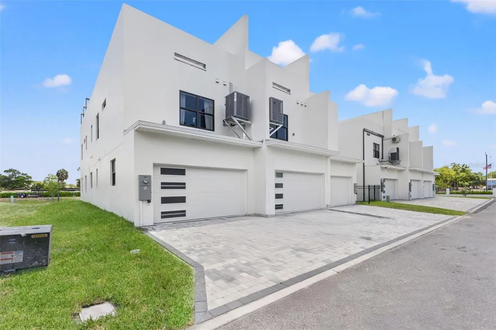 6216 64TH WAY Pinellas Park, FL 33781