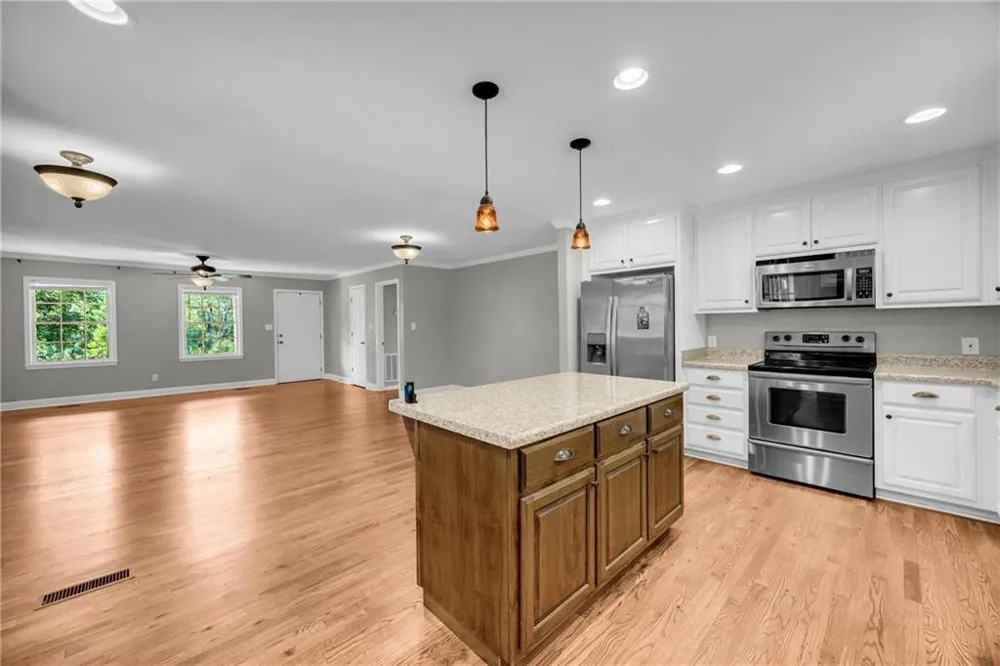 45 Smith Overhead Bridge Road Commerce, GA 30530