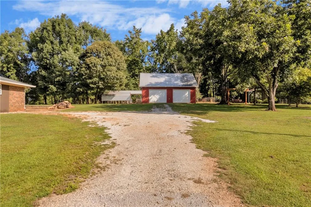 45 Smith Overhead Bridge Road Commerce, GA 30530