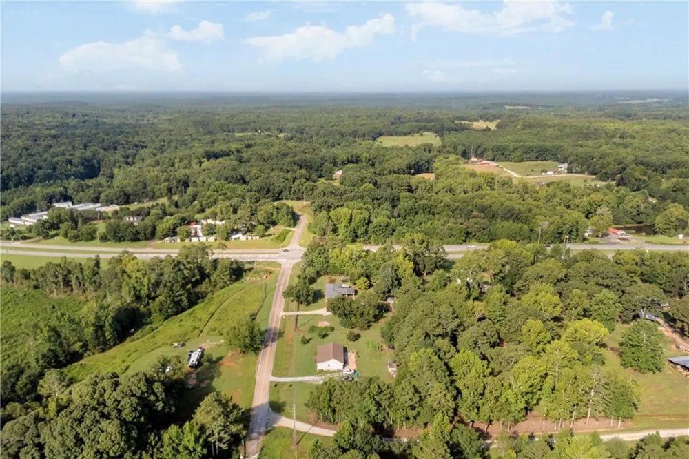 45 Smith Overhead Bridge Road Commerce, GA 30530