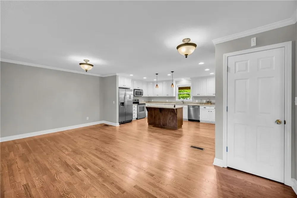 45 Smith Overhead Bridge Road Commerce, GA 30530