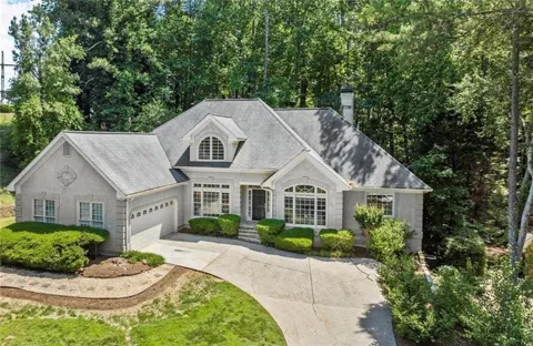 3600 Goldenrod Drive