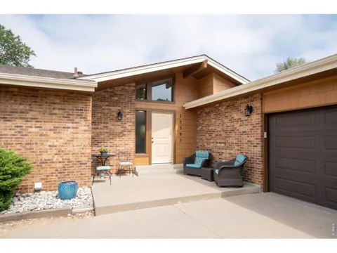 15501 Hilltop Drive