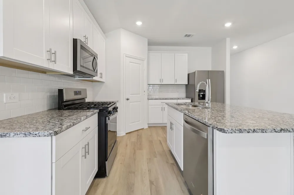 2121 Longchamp Lane Seagoville, TX 75159