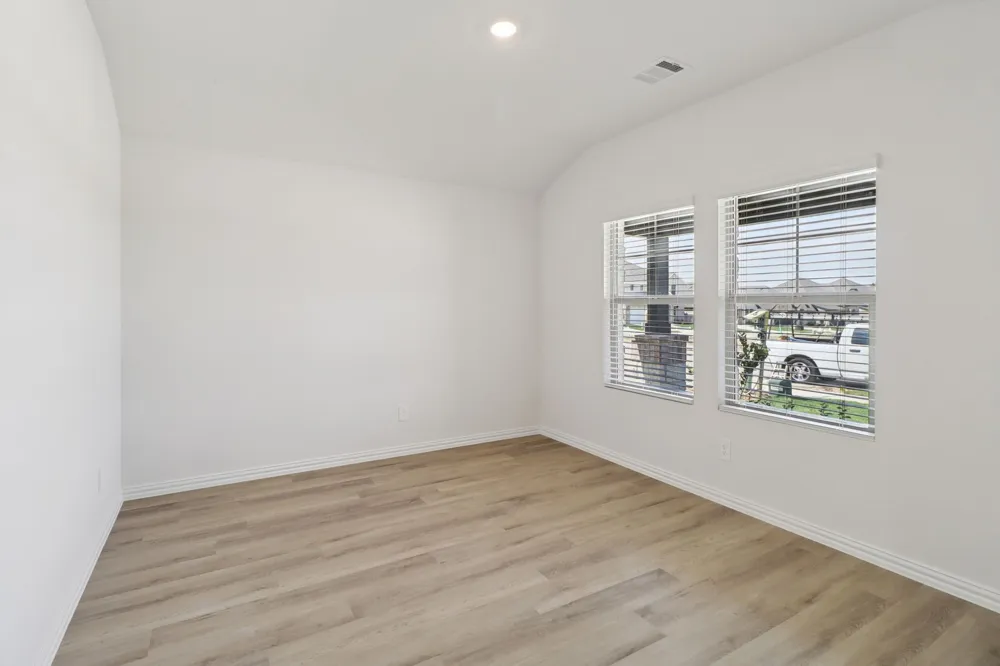 2121 Longchamp Lane Seagoville, TX 75159