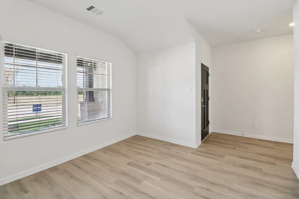 2121 Longchamp Lane Seagoville, TX 75159