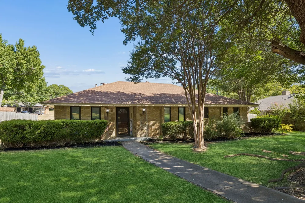 117 Wesley Drive DeSoto, TX 75115