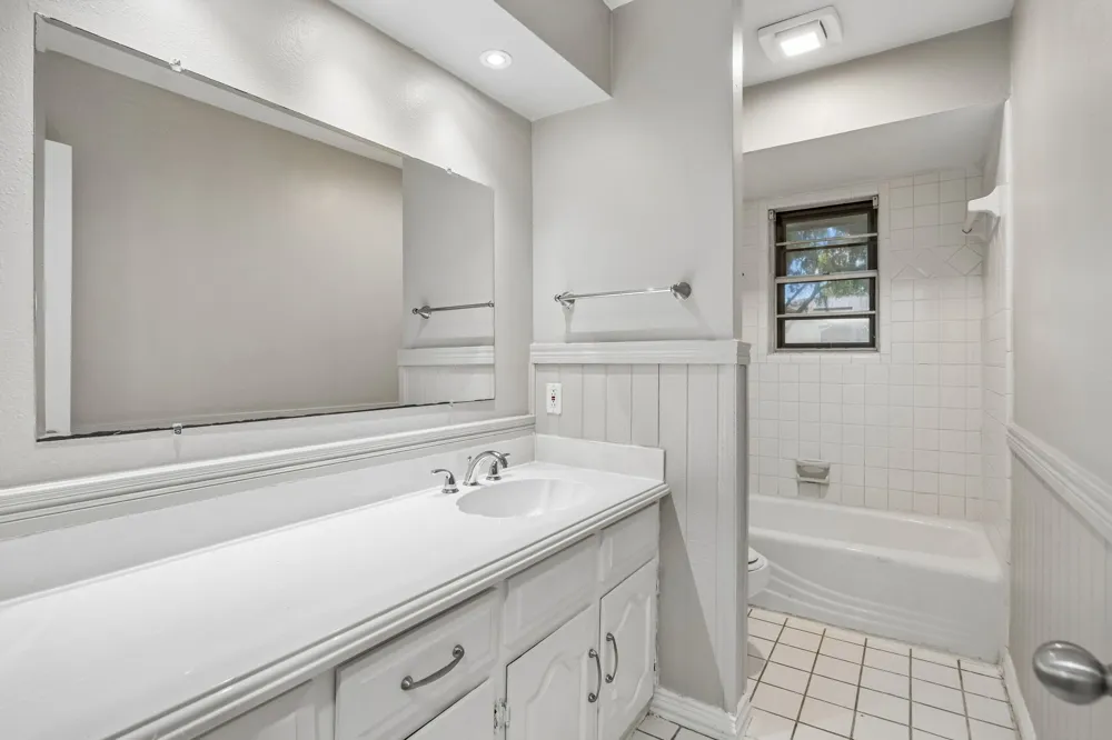 117 Wesley Drive DeSoto, TX 75115