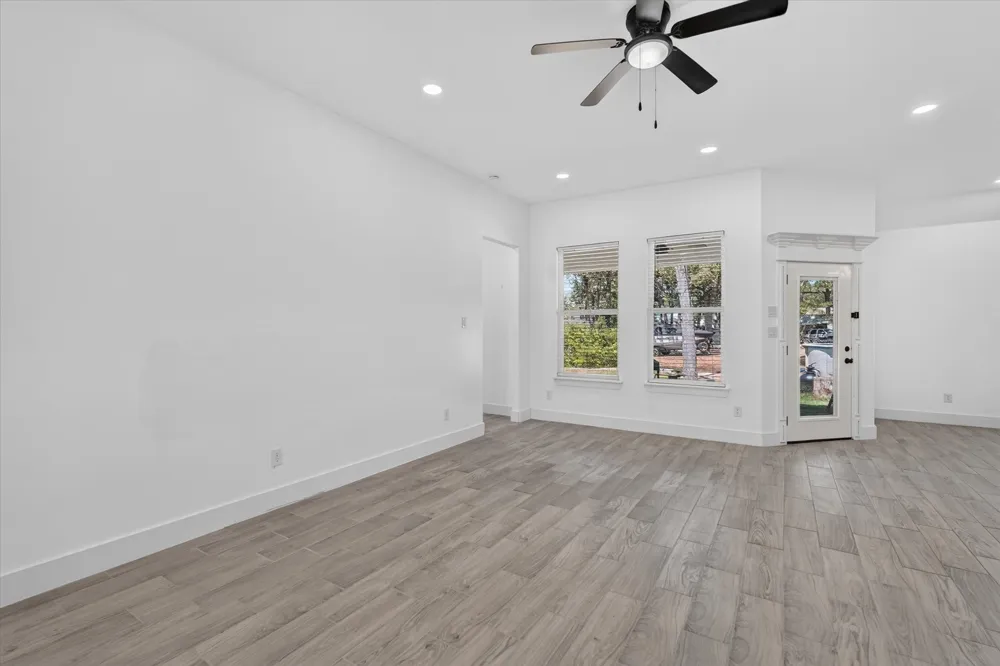 114 Dowdy Lane Mabank, TX 75156