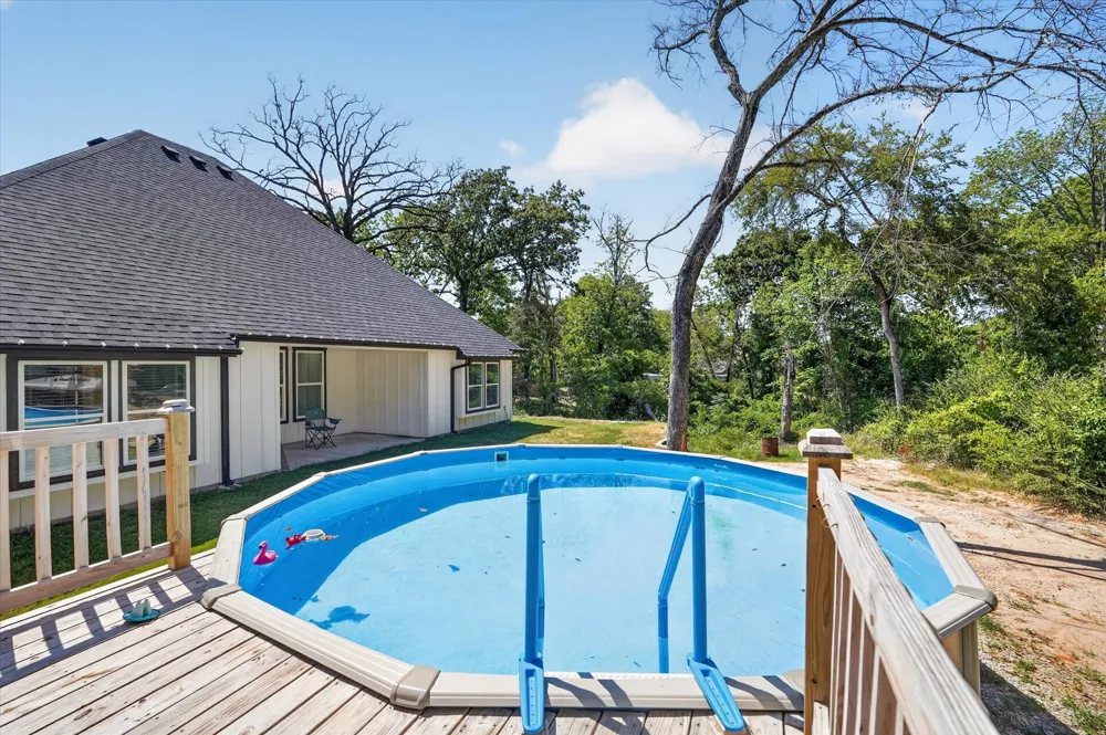 114 Dowdy Lane Mabank, TX 75156