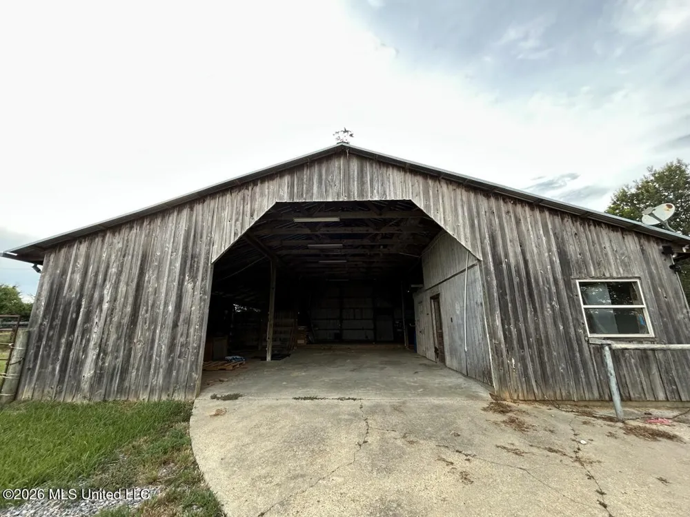 8007 Old Highway 24 Centreville, MS 39631