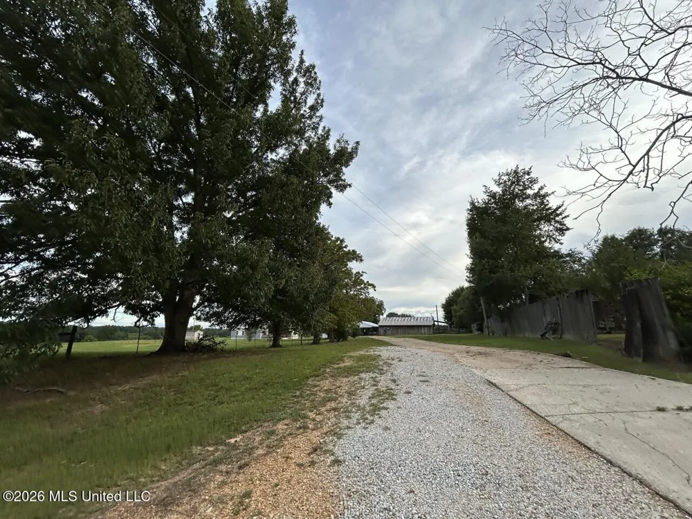 8007 Old Highway 24 Centreville, MS 39631