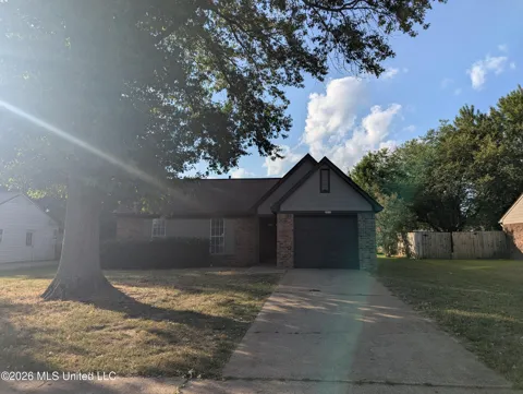 3815 Shadow Oaks Parkway