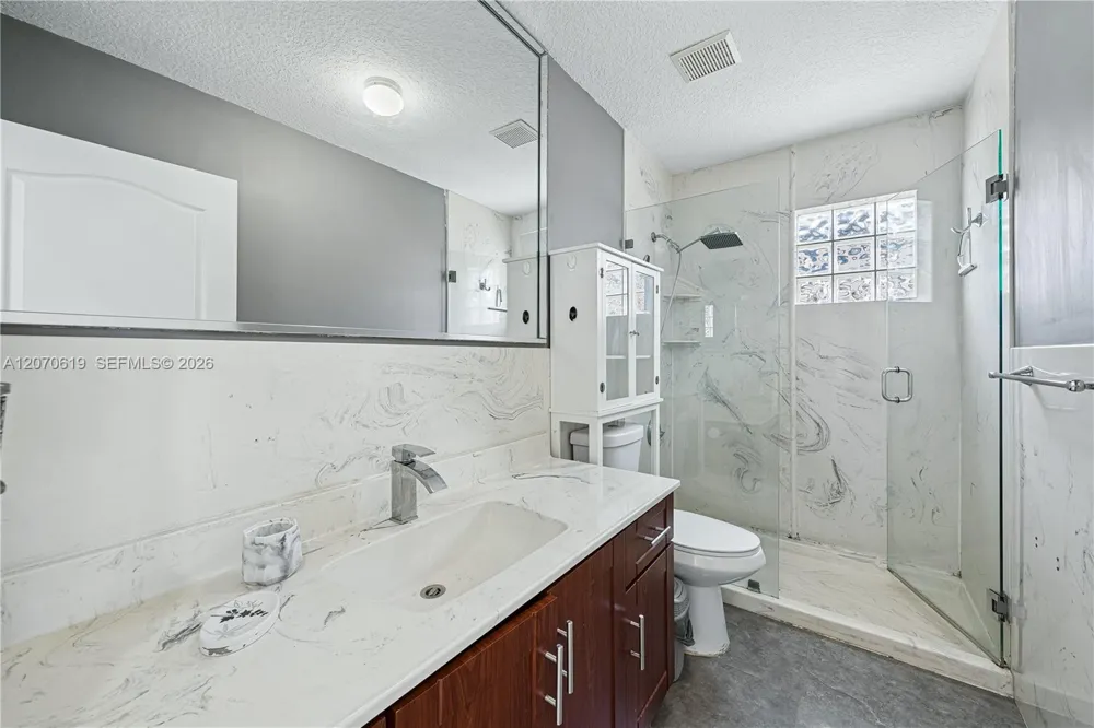 2902 SW 136th Ct Miami, FL 33175