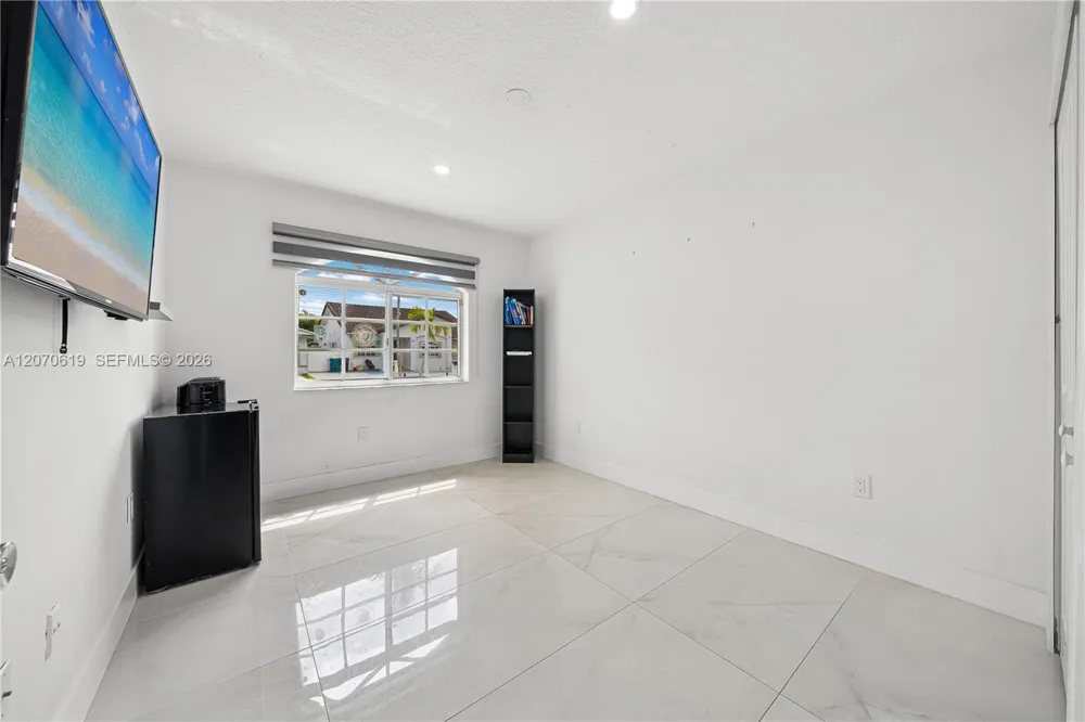 2902 SW 136th Ct Miami, FL 33175