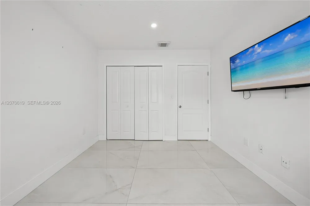 2902 SW 136th Ct Miami, FL 33175