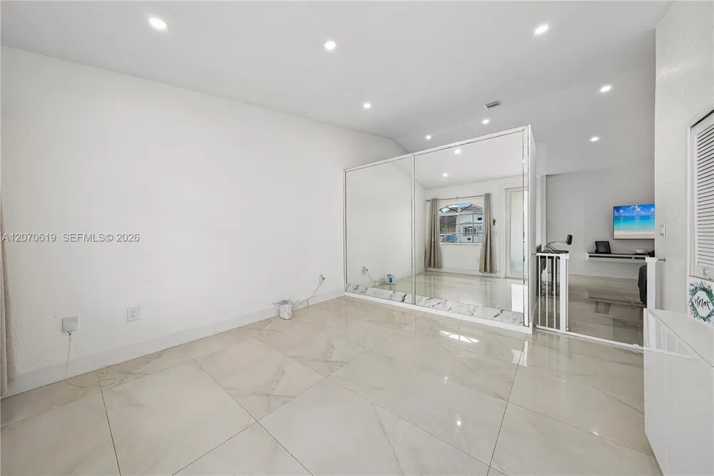 2902 SW 136th Ct Miami, FL 33175