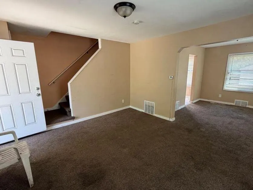 8878 Evergreen Avenue Detroit, MI 48228