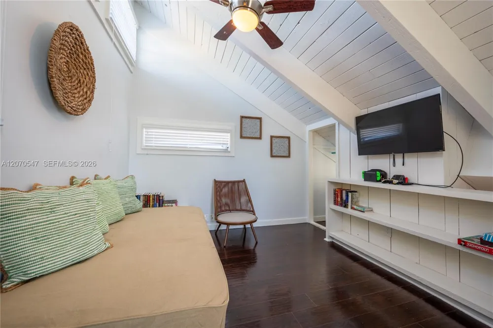 1501 NE 24th St #1 Wilton Manors, FL 33305