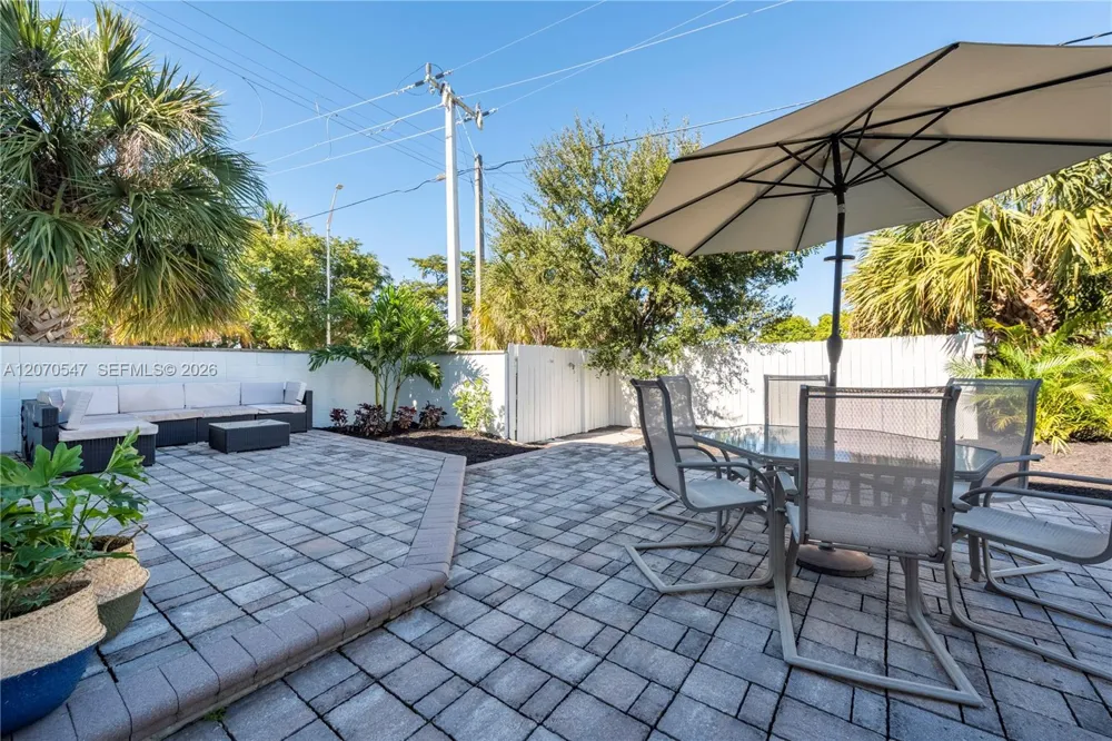 1501 NE 24th St #1 Wilton Manors, FL 33305