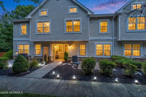 17 Forrest Court