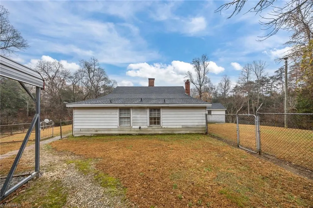 3250 Mine Creek Road Burlington, NC 27217