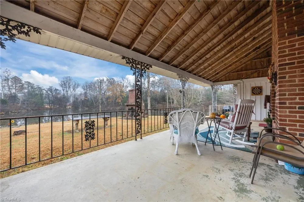 3250 Mine Creek Road Burlington, NC 27217